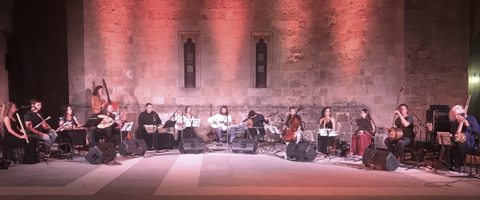 Mitos Orchestra performing in Rhodes (Michiel van der Meulen, 2017)